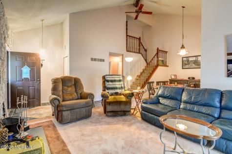 33 Maple Lane Brielle NJ 08730