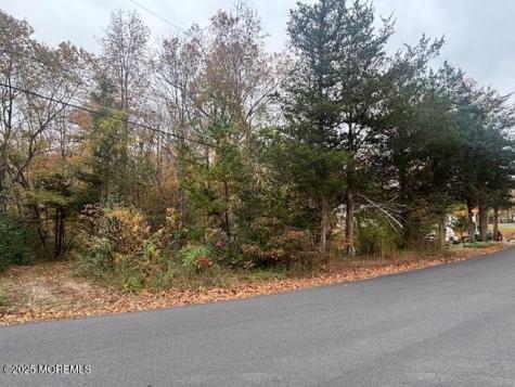 23 Kuzyk Road Cream Ridge NJ 08514