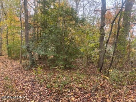 23 Kuzyk Road Cream Ridge NJ 08514