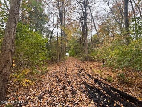 23 Kuzyk Road Cream Ridge NJ 08514