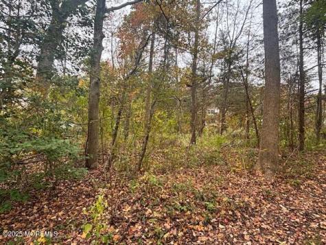 23 Kuzyk Road Cream Ridge NJ 08514