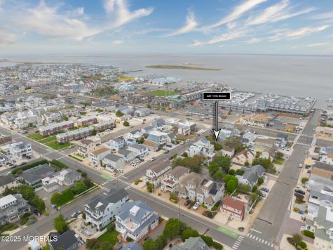 221 11th Street Beach Haven NJ 08008