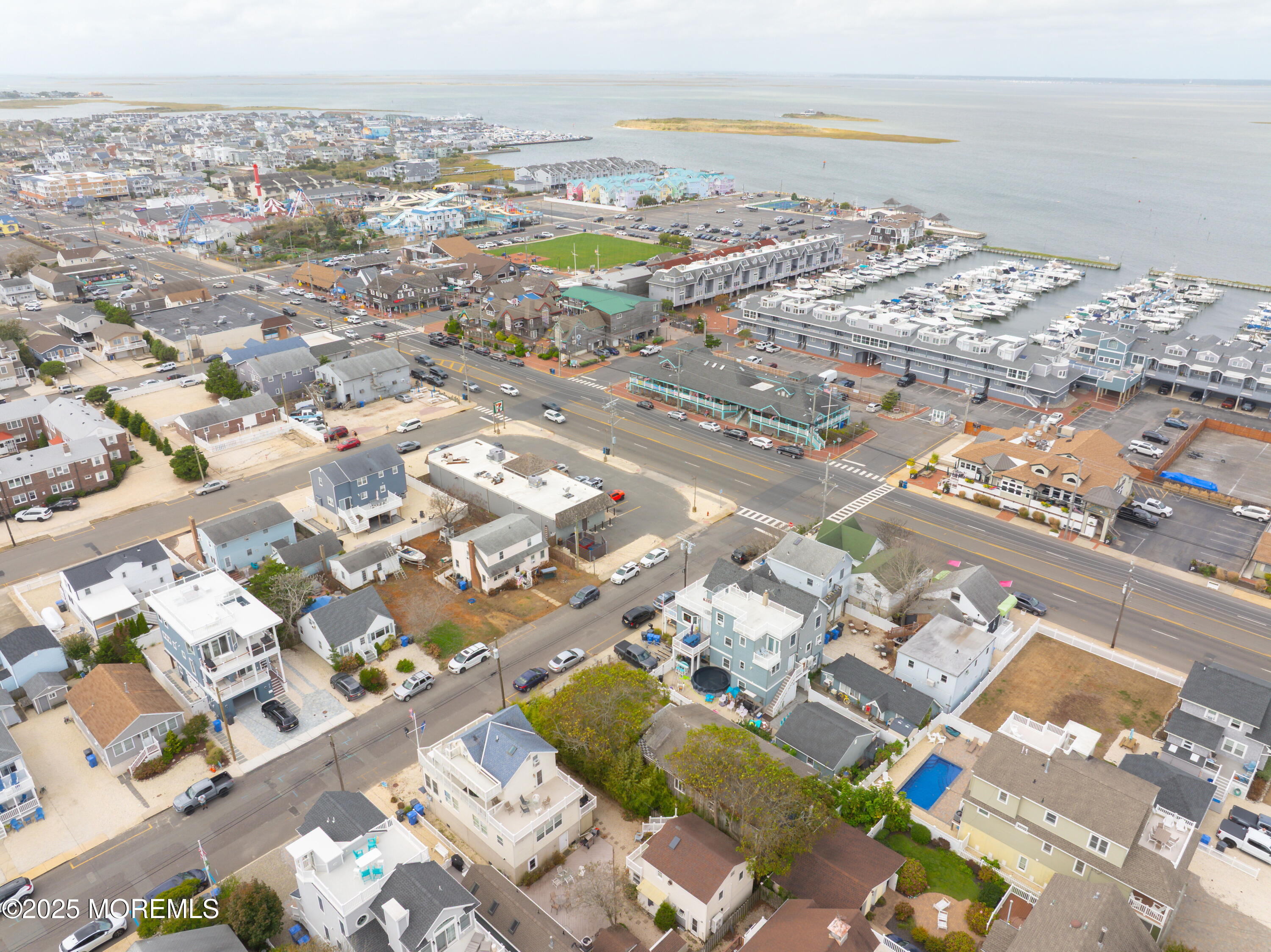 221 11th Street Beach Haven NJ 08008