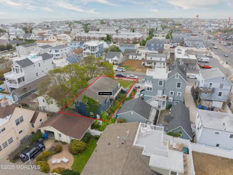 221 11th Street Beach Haven NJ 08008