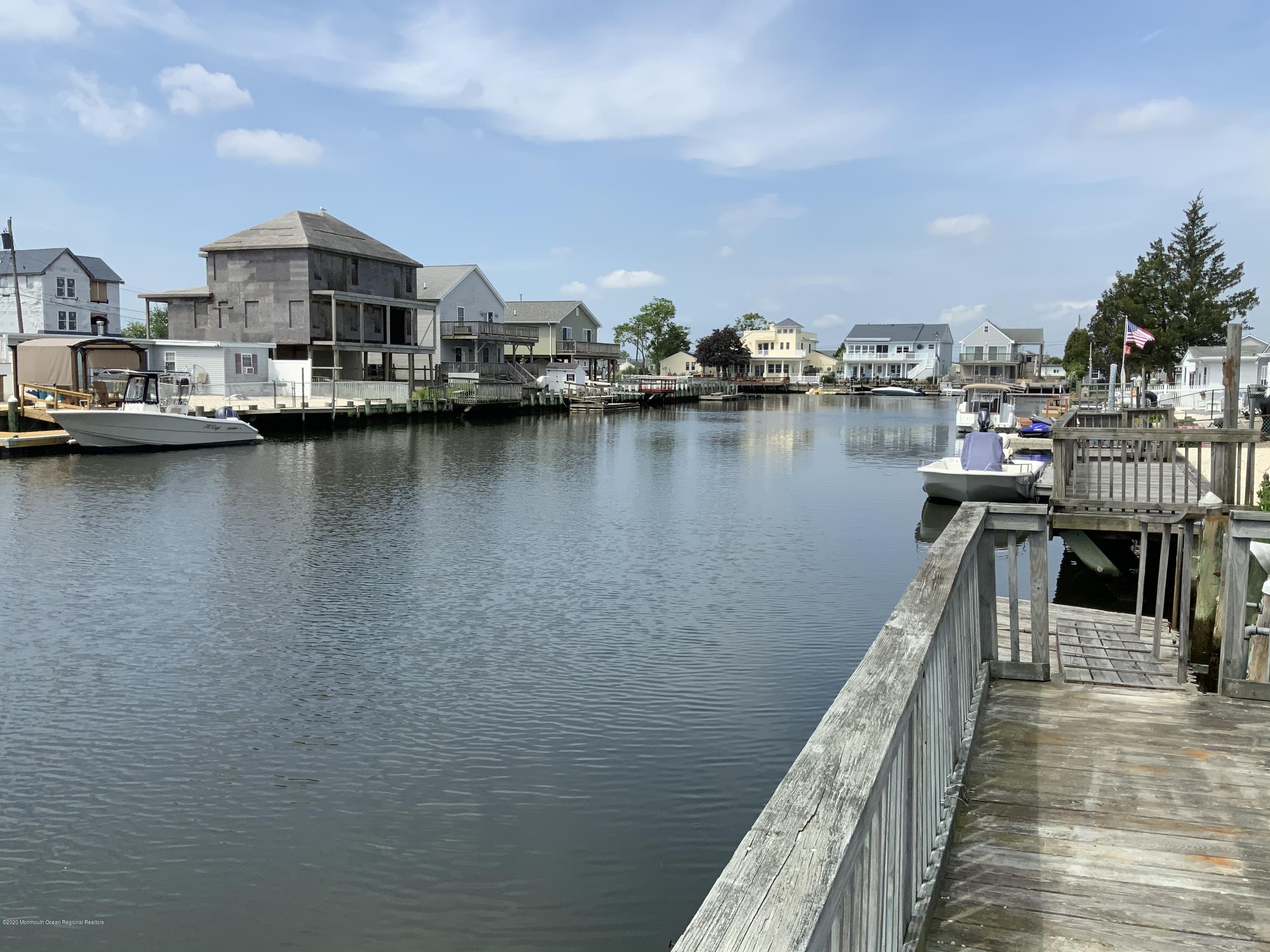 33 W Dory Drive Little Egg Harbor NJ 08087