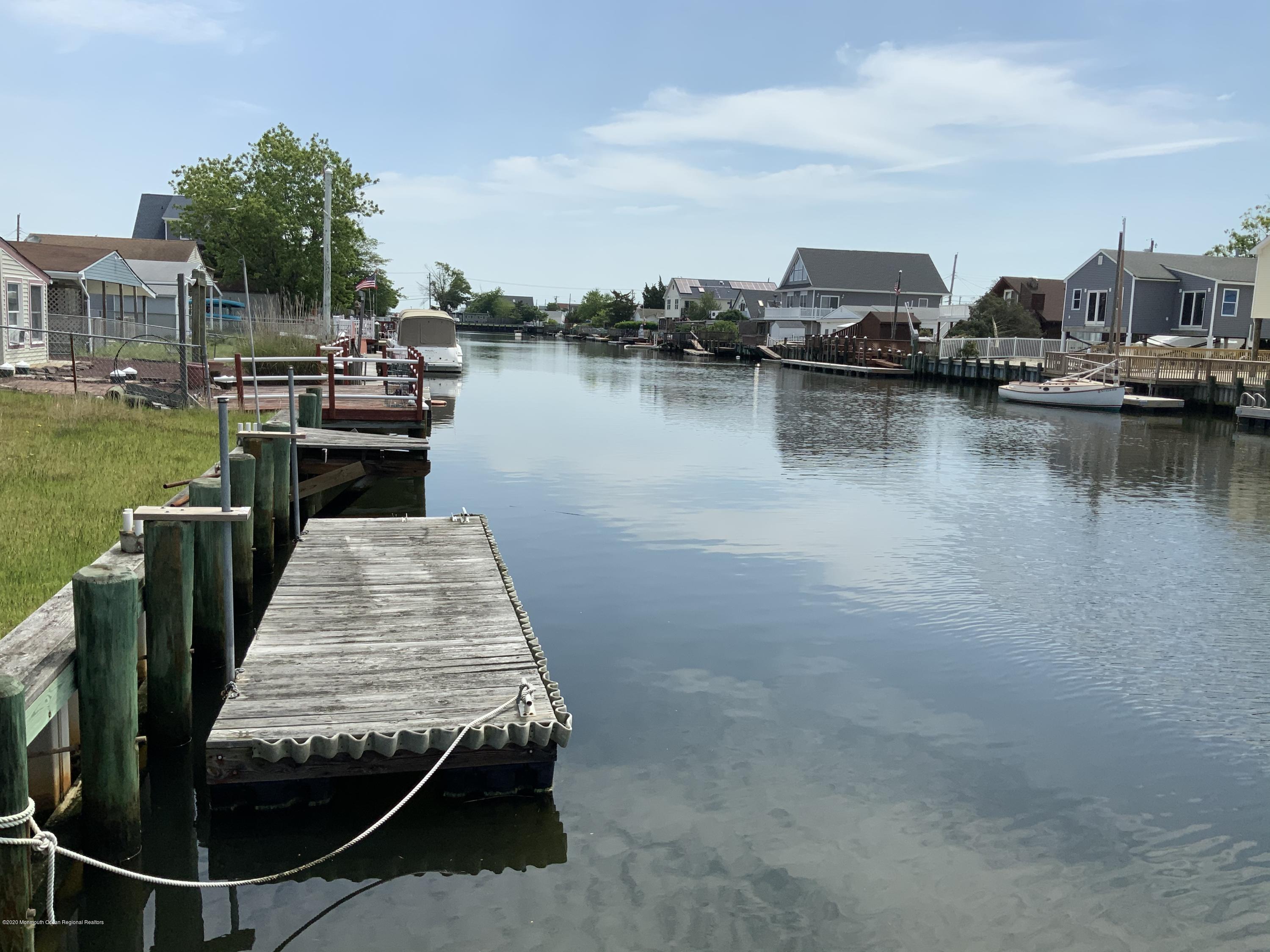 33 W Dory Drive Little Egg Harbor NJ 08087
