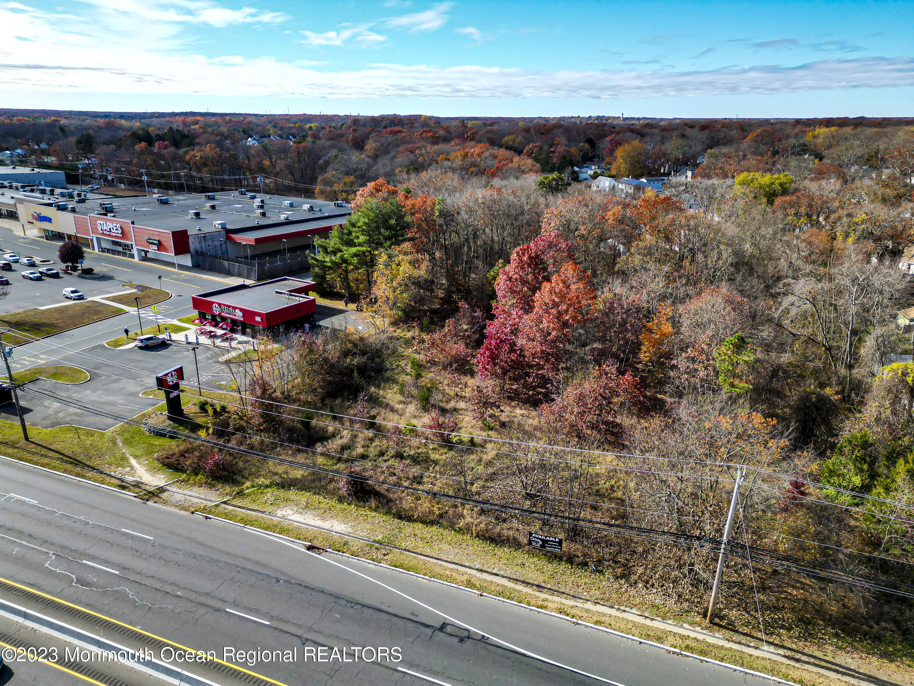 9 Us 9 Howell NJ 07728