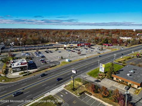 9 Us 9 Howell NJ 07728