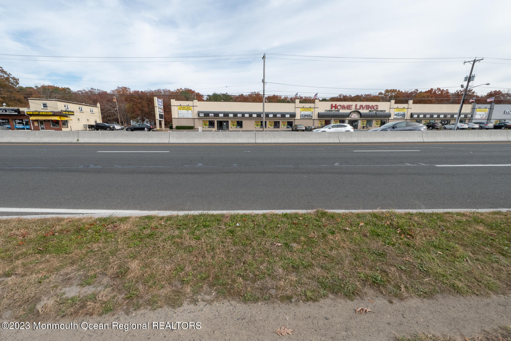 9 Us 9 Howell NJ 07728