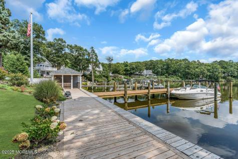29 Robbins Street Brick NJ 08724
