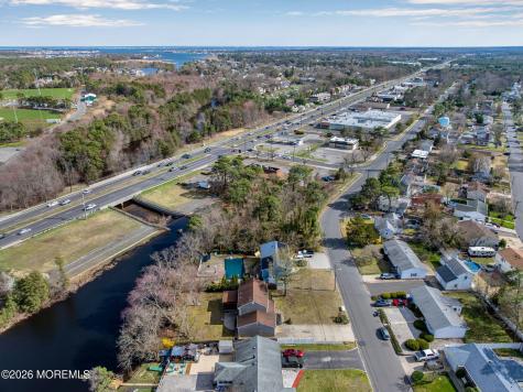 317 Lake Shore Drive Brick NJ 08723