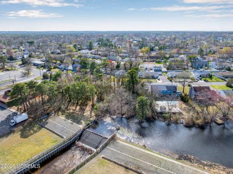 317 Lake Shore Drive Brick NJ 08723