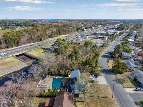 317 Lake Shore Drive Brick NJ 08723