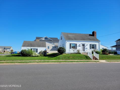 100 1st Avenue Avon-by-the-sea NJ 07717