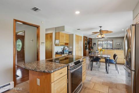 45 Mccaffery Road Manalapan NJ 07726