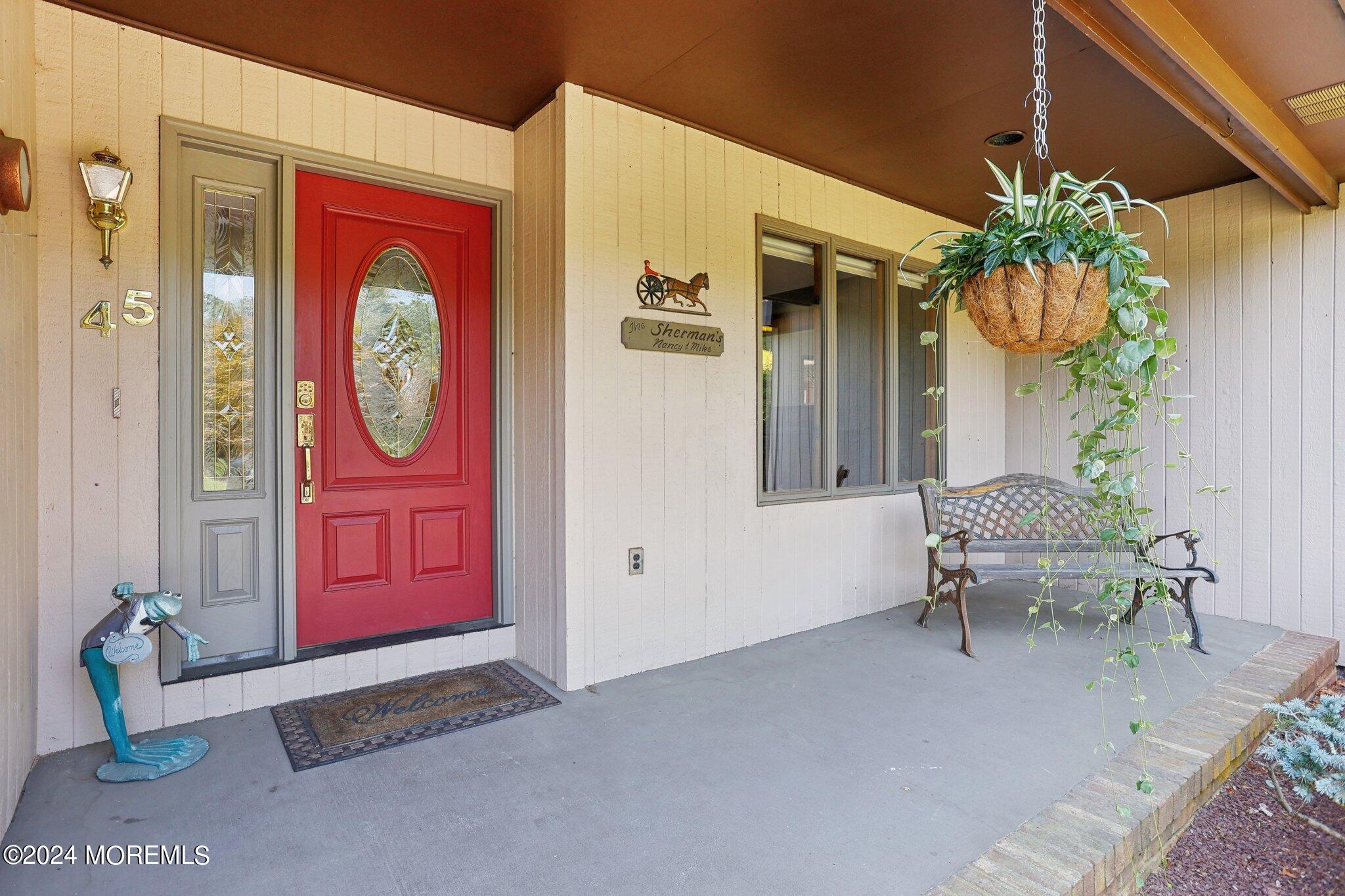45 Mccaffery Road Manalapan NJ 07726