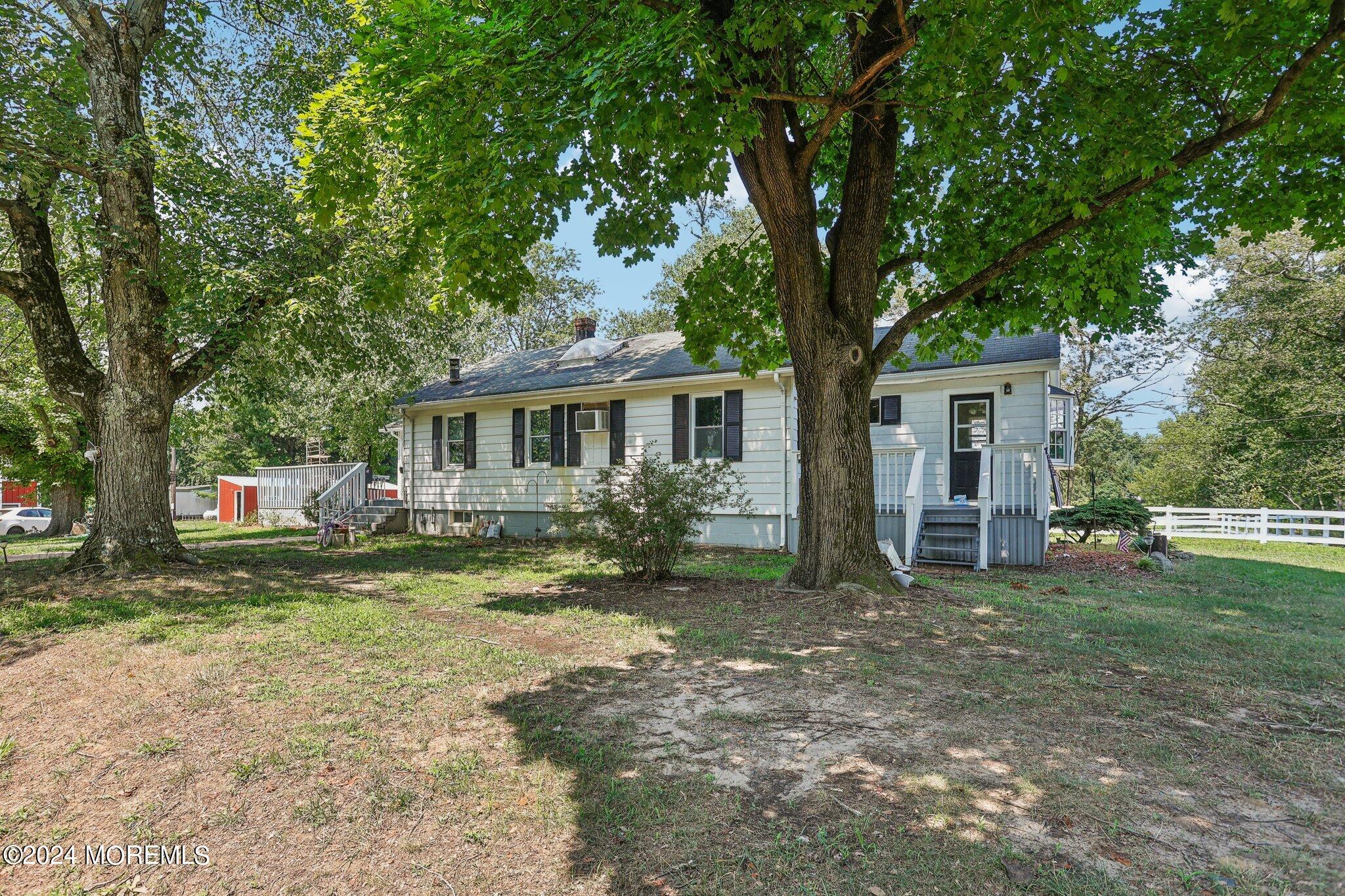 45 Mccaffery Road Manalapan NJ 07726
