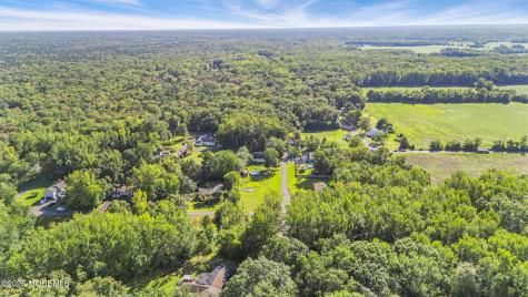 8 W Raymond Avenue Medford NJ 08055