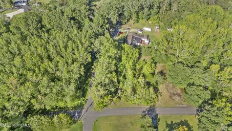 8 W Raymond Avenue Medford NJ 08055