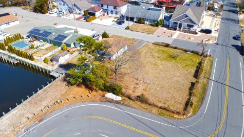 0 Union Court Lanoka Harbor NJ 08734