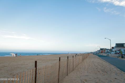 11 Pearce Avenue Manasquan NJ 08736