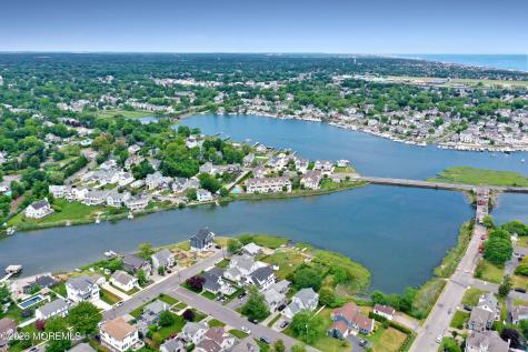 11 Pearce Avenue Manasquan NJ 08736