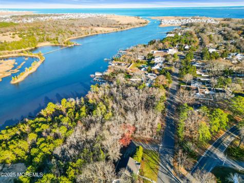 3 Dock Avenue Waretown NJ 08758