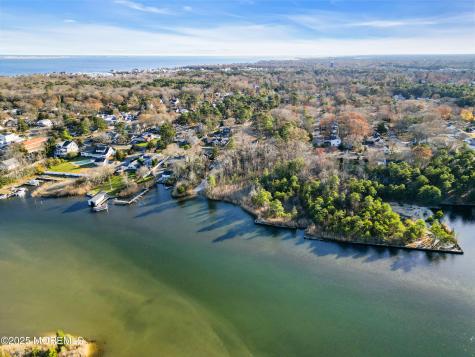 3 Dock Avenue Waretown NJ 08758