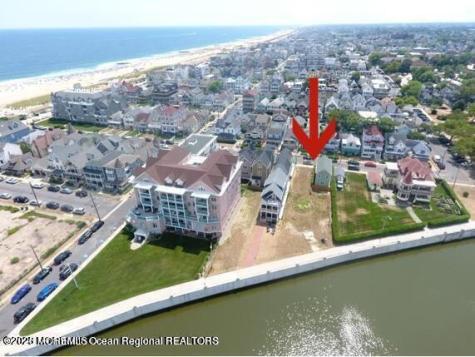 22 Lake Avenue Ocean Grove NJ 07756