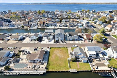 10 Cruiser Court Toms River NJ 08753