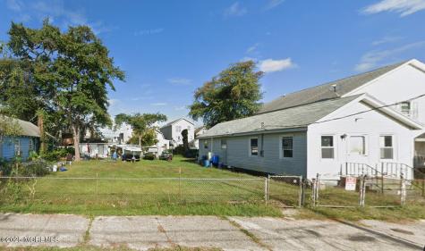 9-11 Campview Avenue Keansburg NJ 07734