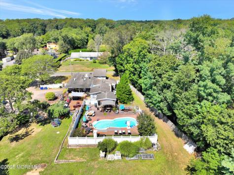 86 Stillwell Road Holmdel NJ 07733