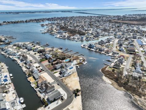5 Tobago Avenue Toms River NJ 08753