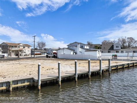 5 Tobago Avenue Toms River NJ 08753