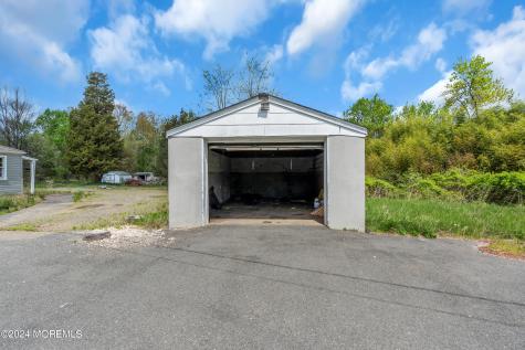 254 Tennent Road Morganville NJ 07751