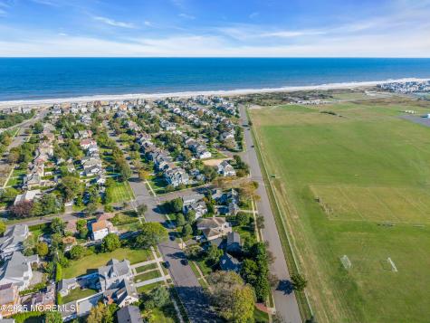 217 Neptune Place Sea Girt NJ 08750