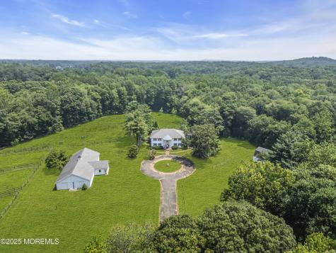 447 Stagecoach Road Millstone NJ 08510
