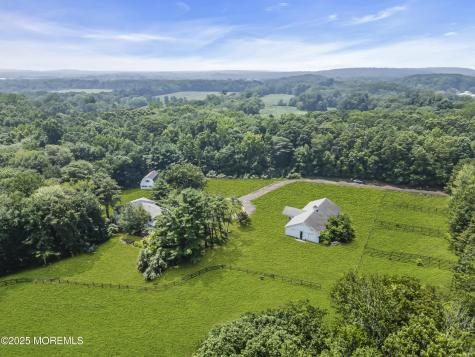 447 Stagecoach Road Millstone NJ 08510