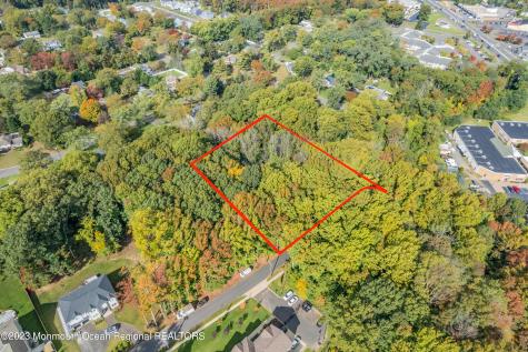 123-125 Magnolia Lane Middletown NJ 07748