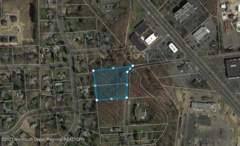 123-125 Magnolia Lane Middletown NJ 07748