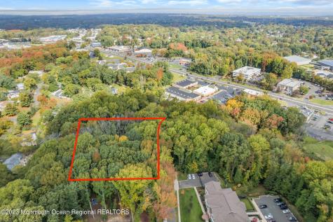 123-125 Magnolia Lane Middletown NJ 07748