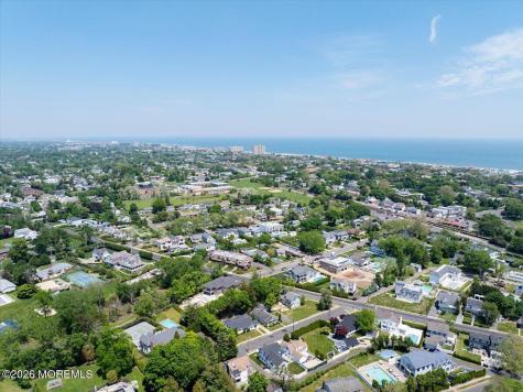 1012 Norwood Avenue Oakhurst NJ 07755