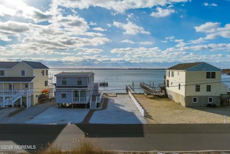 14 Parker Road Tuckerton NJ 08087