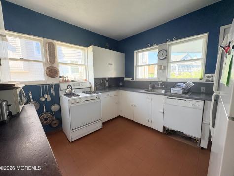 8202 Bay Terrace Harvey Cedars NJ 08008