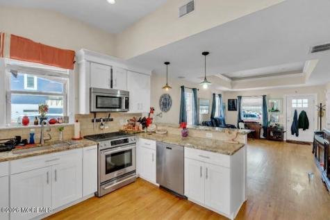 170-170.5 2nd Avenue Manasquan NJ 08736