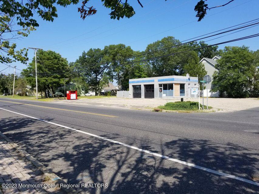 1616 Beaver Dam Road Point Pleasant NJ 08742