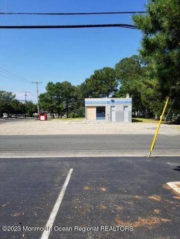 1616 Beaver Dam Road Point Pleasant NJ 08742