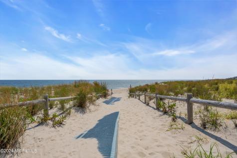 7201 Long Beach Boulevard Harvey Cedars NJ 08008