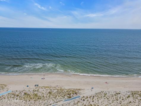 7201 Long Beach Boulevard Harvey Cedars NJ 08008