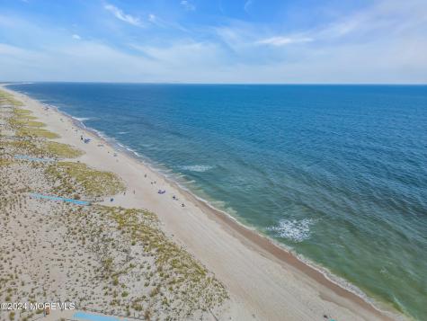 7201 Long Beach Boulevard Harvey Cedars NJ 08008